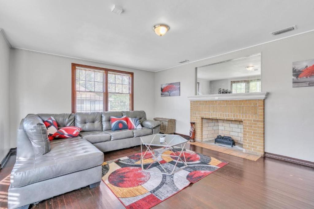 Comfy Pet Friendly Home In Jacksonville Mins To Downtown'S Экстерьер фото