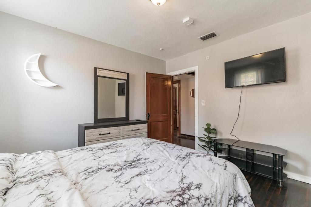Comfy Pet Friendly Home In Jacksonville Mins To Downtown'S Экстерьер фото